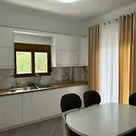 Cano דירה
